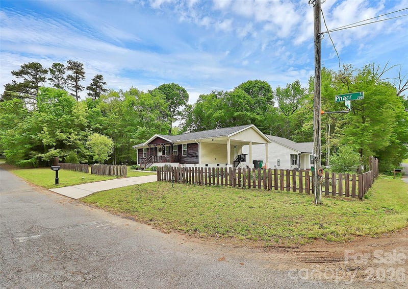 8301 Washington Blvd, Charlotte, NC 28262
