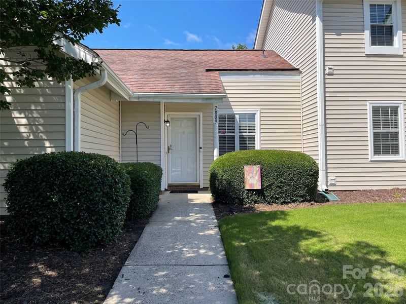 7809 Davinci Ln, Charlotte, NC 28226
