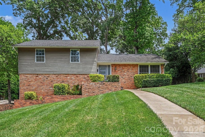 4931 Seacroft Rd, Charlotte, NC 28210