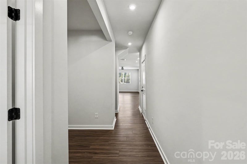 9521 Munsing Dr, Charlotte, NC 28269