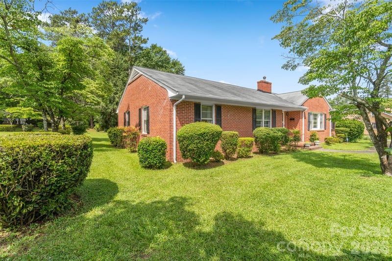 1400 Morven Rd, Wadesboro, NC 28170