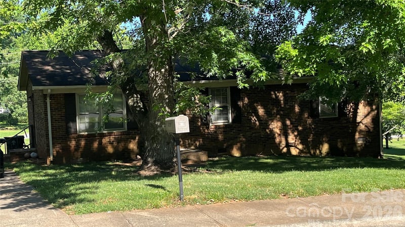 1920 Johnstown Rd, Crouse, NC 28033
