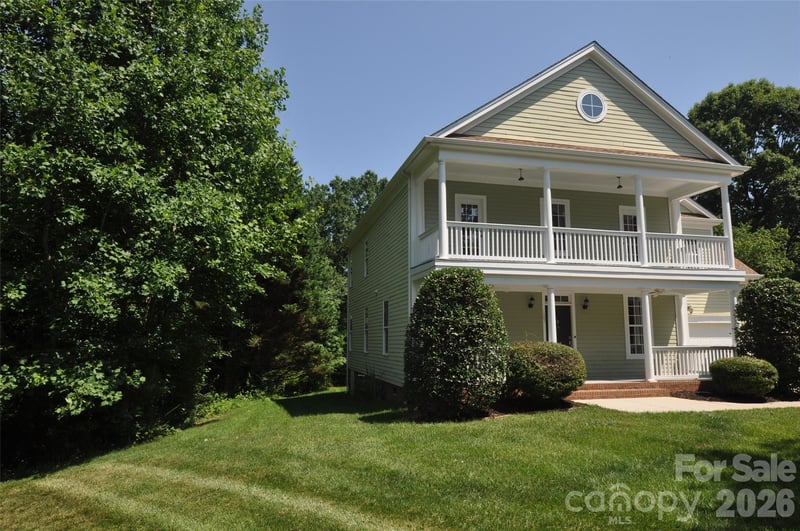 127 Pavillion Ln, Mooresville, NC 28117