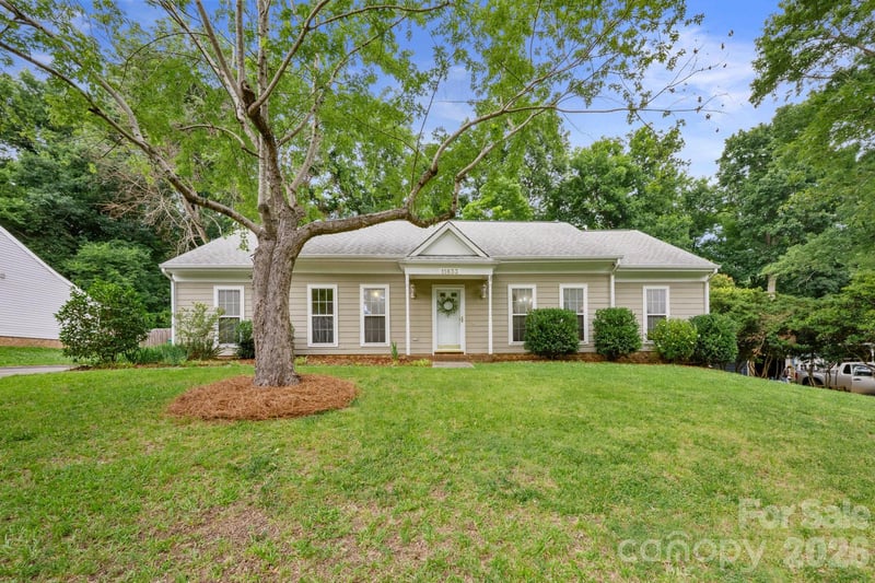 11833 Post Ridge Ct, Charlotte, NC 28226