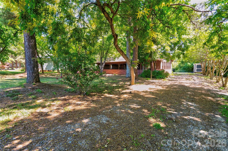1419 Melrose Dr, Shelby, NC 28152