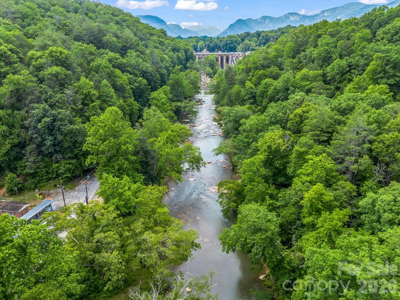 Sandpiper Ave, Lake Lure, NC 28746