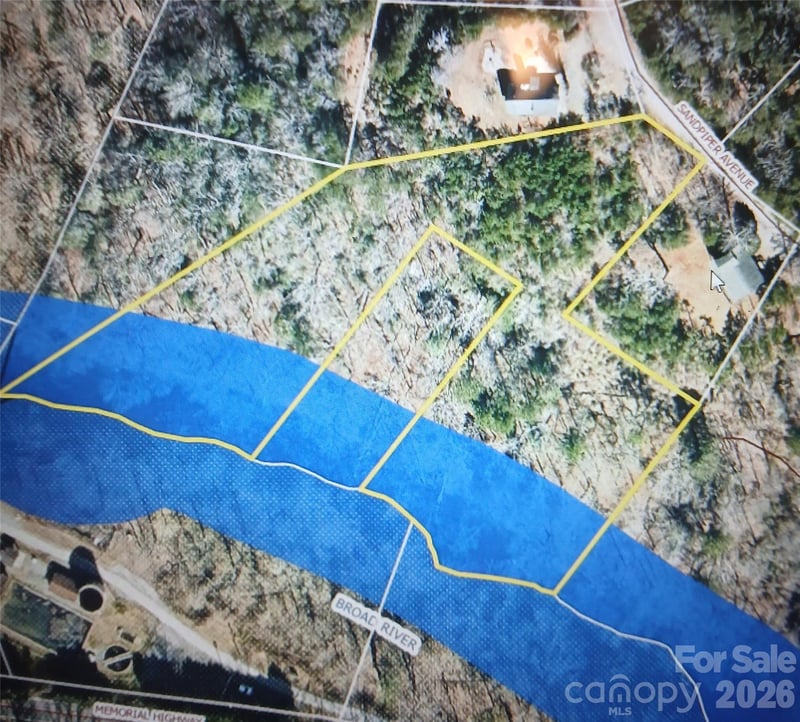 Sandpiper Ave, Lake Lure, NC 28746