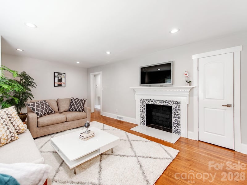 3414 June Dr, Charlotte, NC 28205