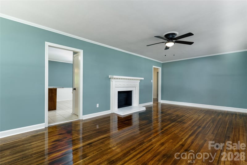 214 Mcginnis Ave, Lincolnton, NC 28092