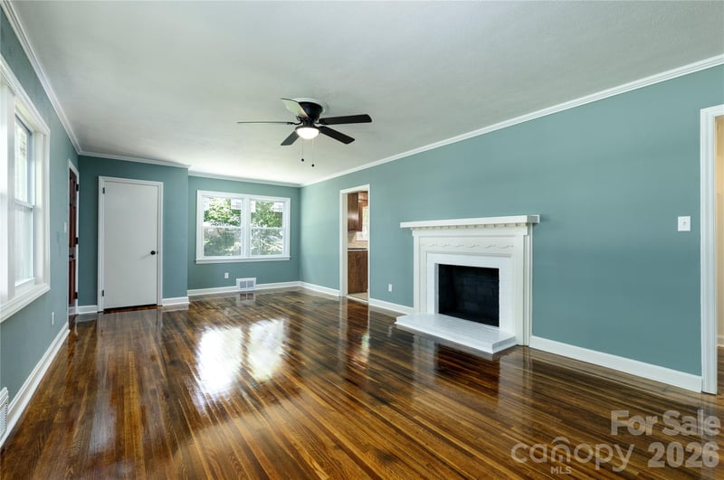 214 Mcginnis Ave, Lincolnton, NC 28092
