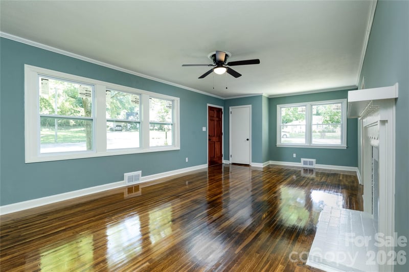 214 Mcginnis Ave, Lincolnton, NC 28092