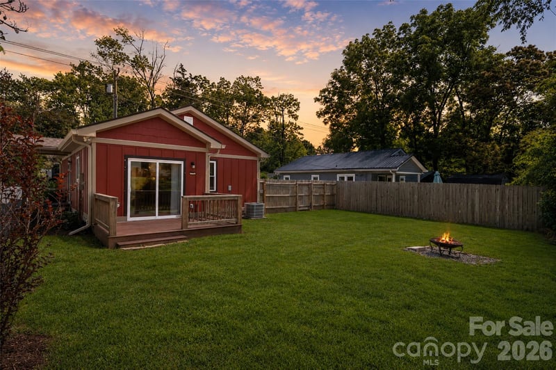 166 Outland Ave, Brevard, NC 28712