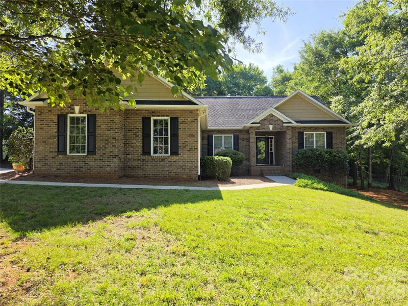 1773 New Star Dr, Newton, NC 28658
