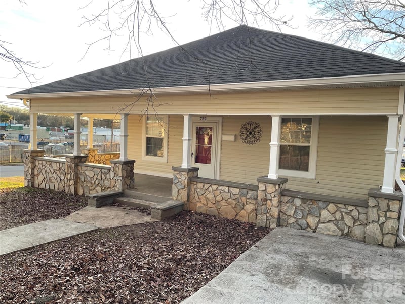 722 Live Oak St, Shelby, NC 28150