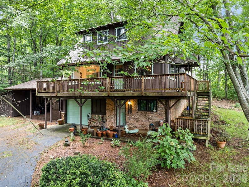 33 Wenlock Way, Waynesville, NC 28785