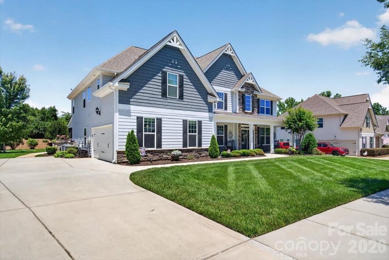 10515 Sweethaven Ln, Harrisburg, NC 28075