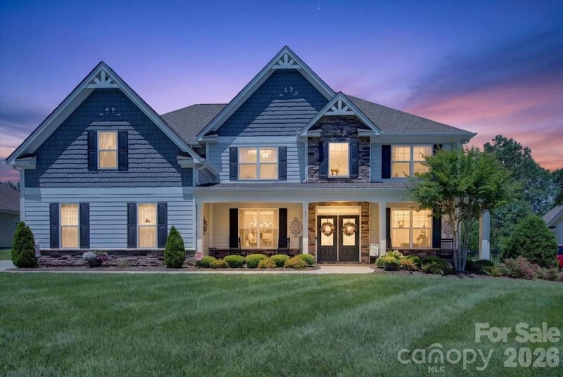 10515 Sweethaven Ln, Harrisburg, NC 28075