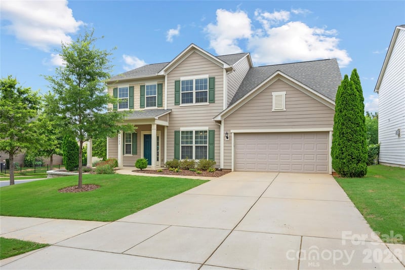 10522 Honeyfur Ct, Charlotte, NC 28278