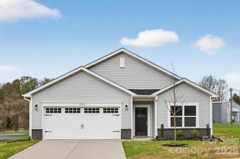 5014 Forestmont Dr, Matthews, NC 28105