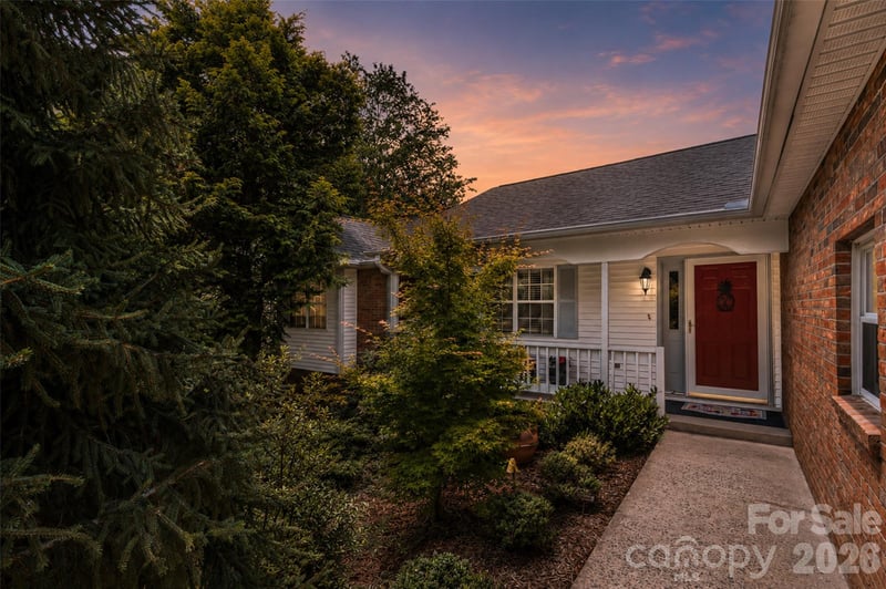 20 Mallard Ct, Brevard, NC 28712