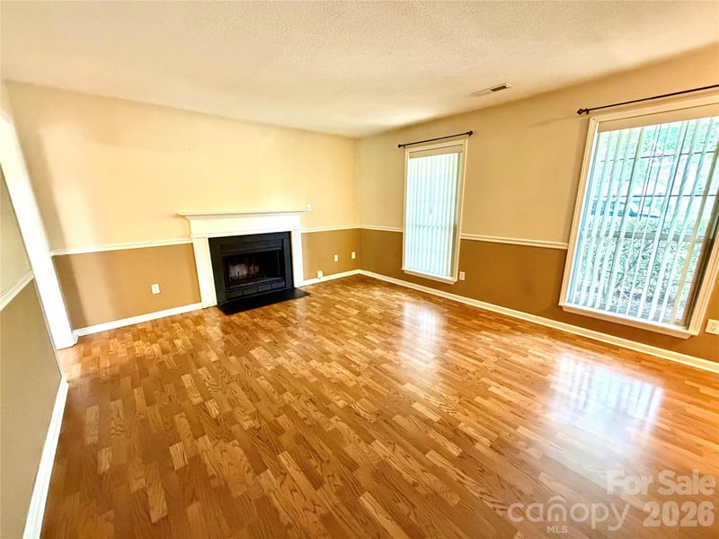 8004 Glencannon Dr, Charlotte, NC 28227