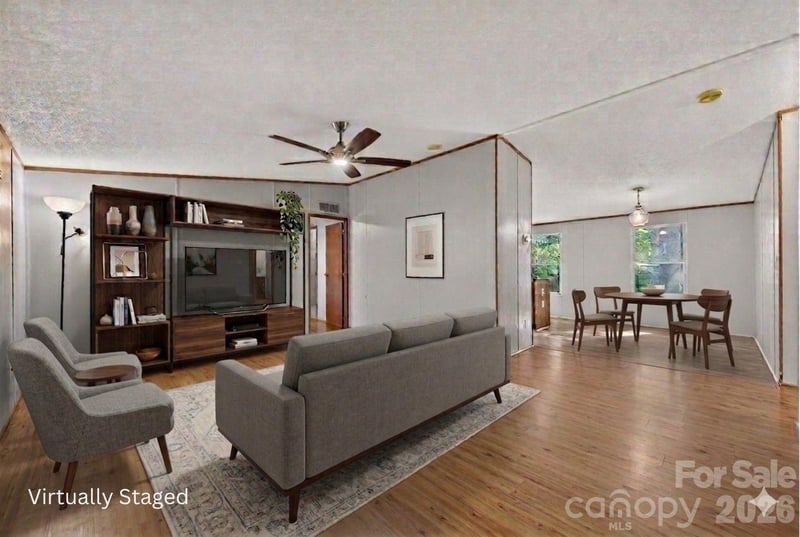 403 Doliver Dr, Horse Shoe, NC 28742