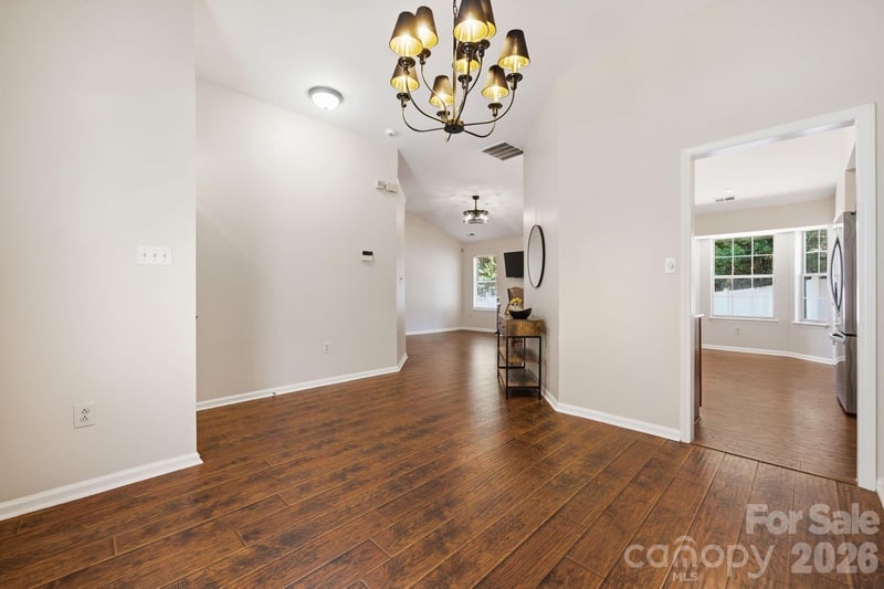 5701 Ebley Ln, Charlotte, NC 28227