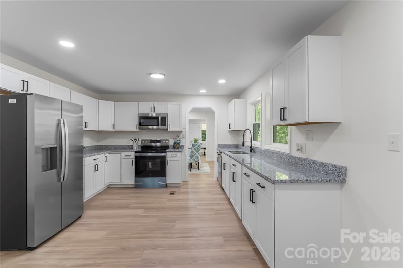 2705 Robinson Rd, Newton, NC 28658