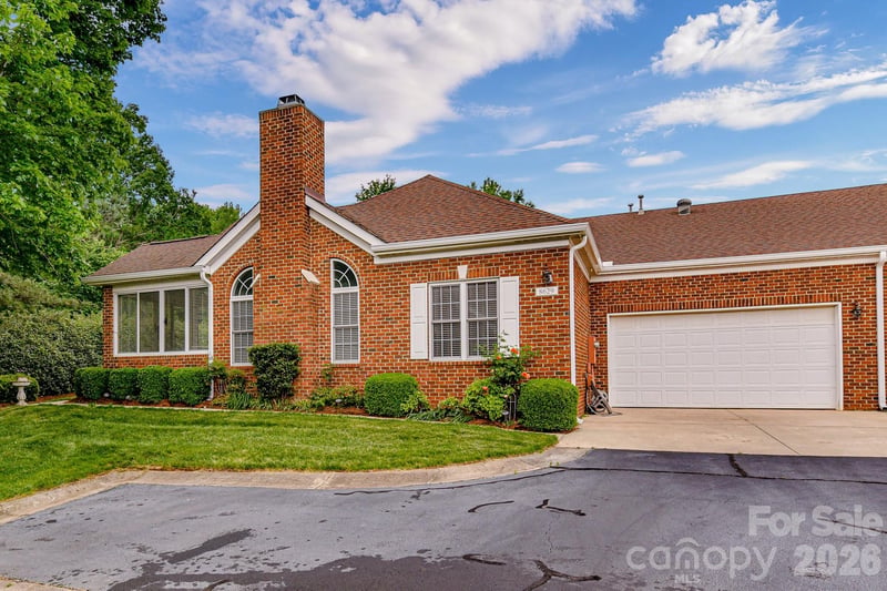 8629 Windsor Ridge Dr, Charlotte, NC 28277