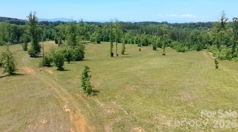 473 Mcentire Rd, Tryon, NC 28782