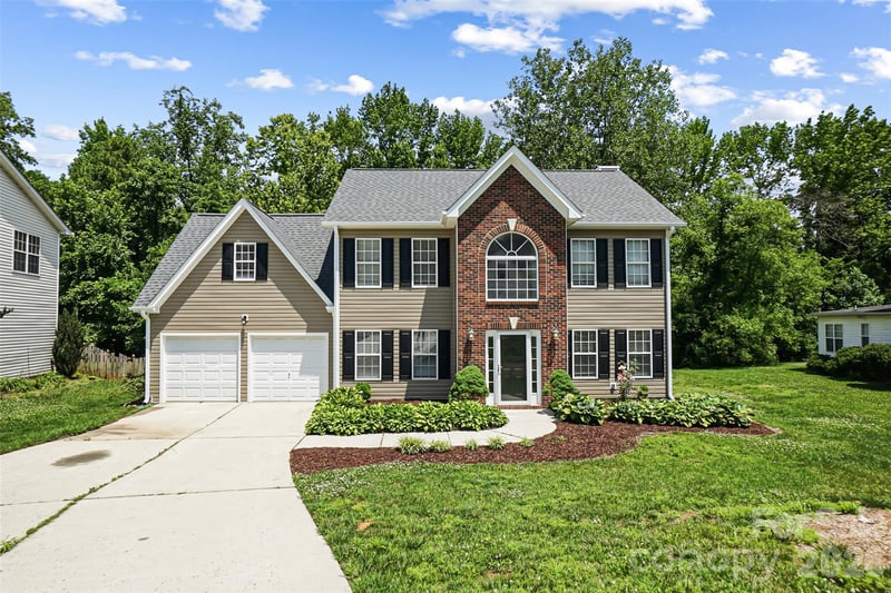 5012 Eagle Creek Dr, Charlotte, NC 28269