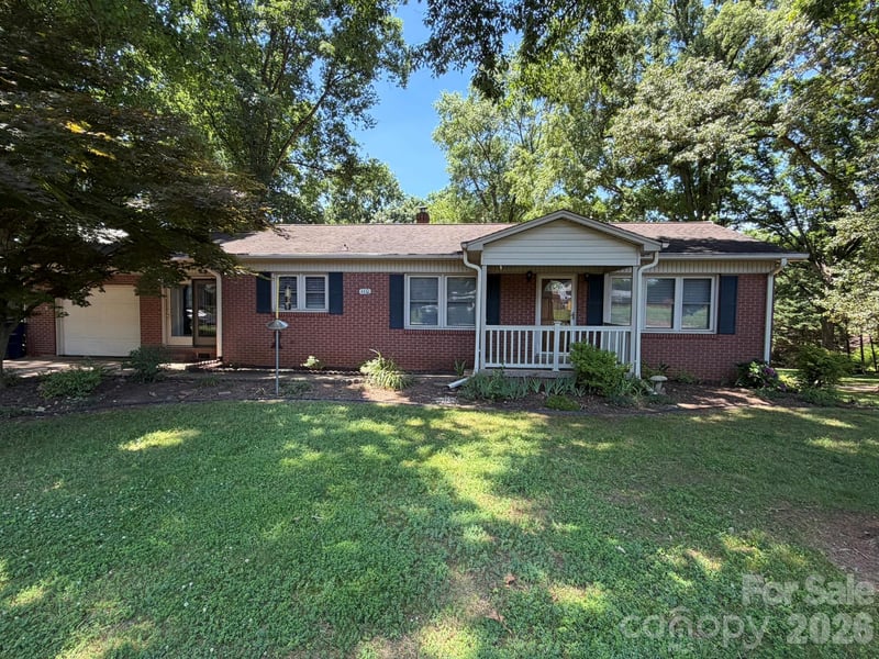 110 1st Street Pl, Conover, NC 28613