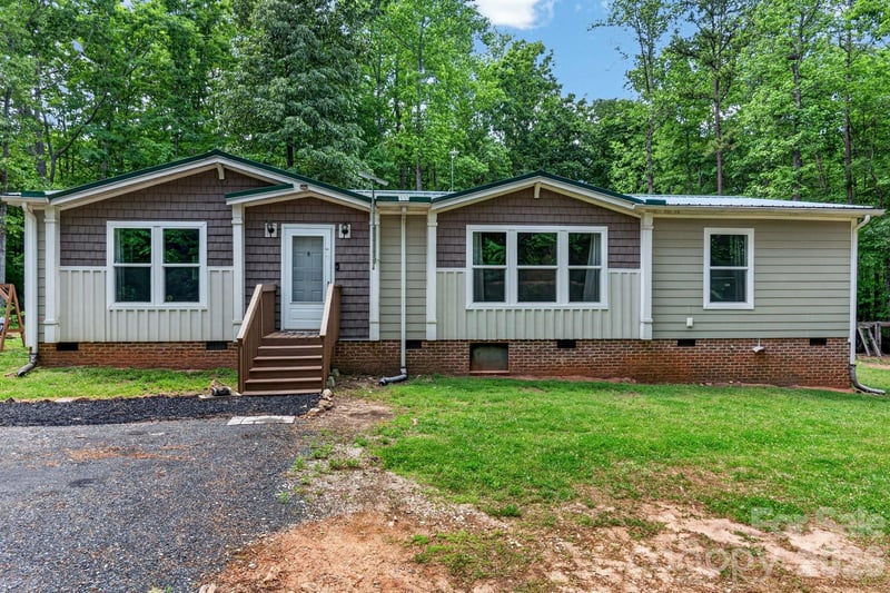 4142 Musket Hill Rd, Sharon, SC 29742