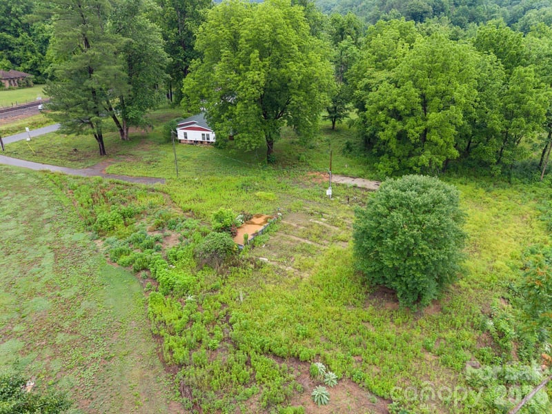 450 Orchard St, Old Fort, NC 28762