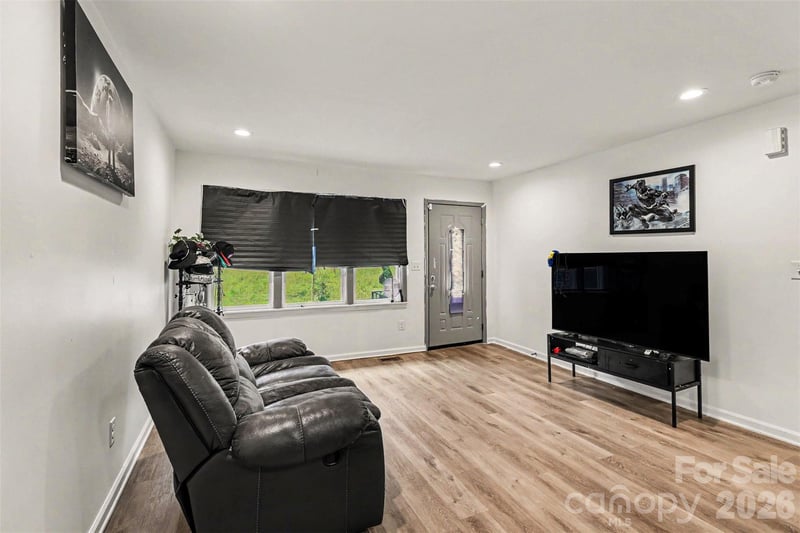 518 Baker St, Kings Mountain, NC 28086