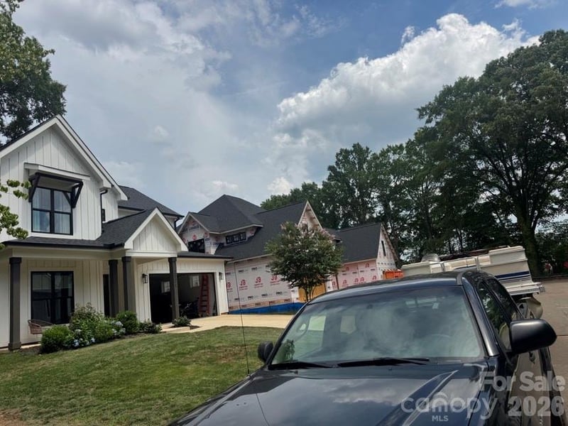 2512 Elon St, Charlotte, NC 28208