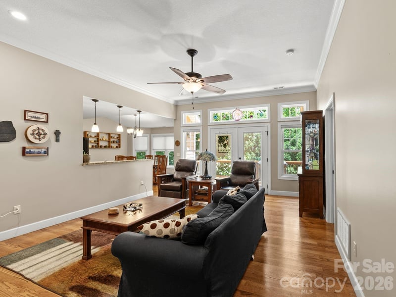 16 Jennlynn Dr, Arden, NC 28704