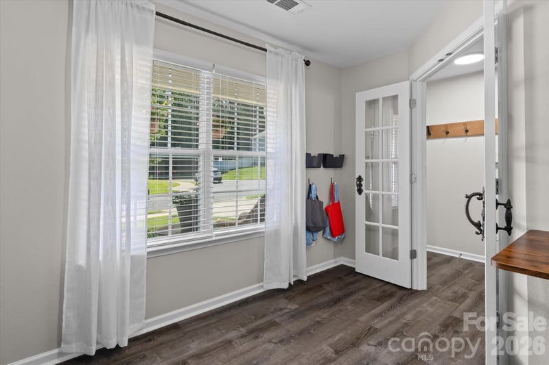127 Harvest Pointe Dr, Statesville, NC 28677