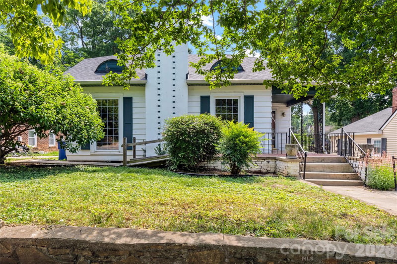 2805 Bon Air Ave, Winston Salem, NC 27105