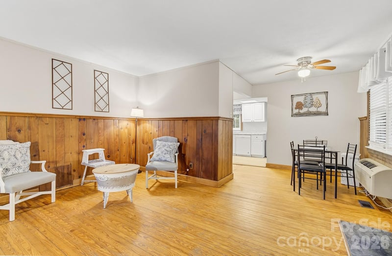 3119 Brevard Rd, Hendersonville, NC 28791