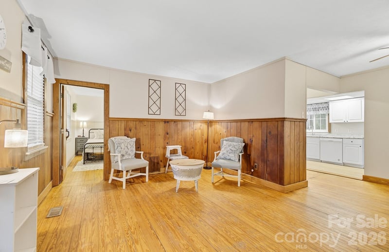 3119 Brevard Rd, Hendersonville, NC 28791
