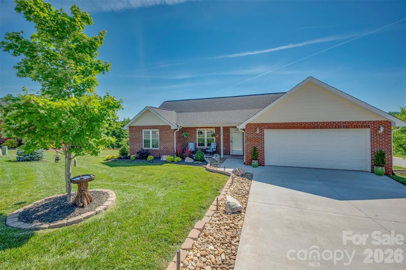 110 Kingston Pl, Spindale, NC 28160
