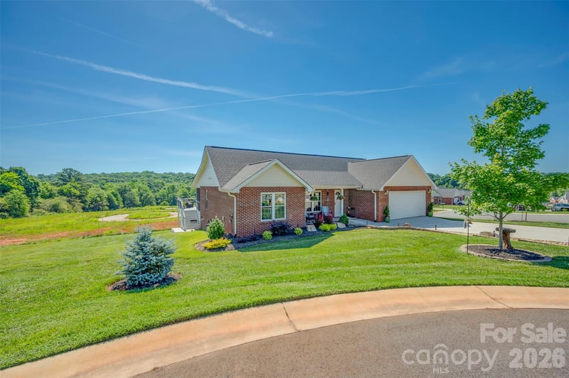 110 Kingston Pl, Spindale, NC 28160