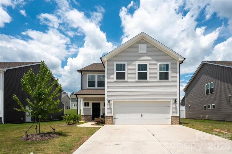 144 Stonewater Dr, Oakboro, NC 28129