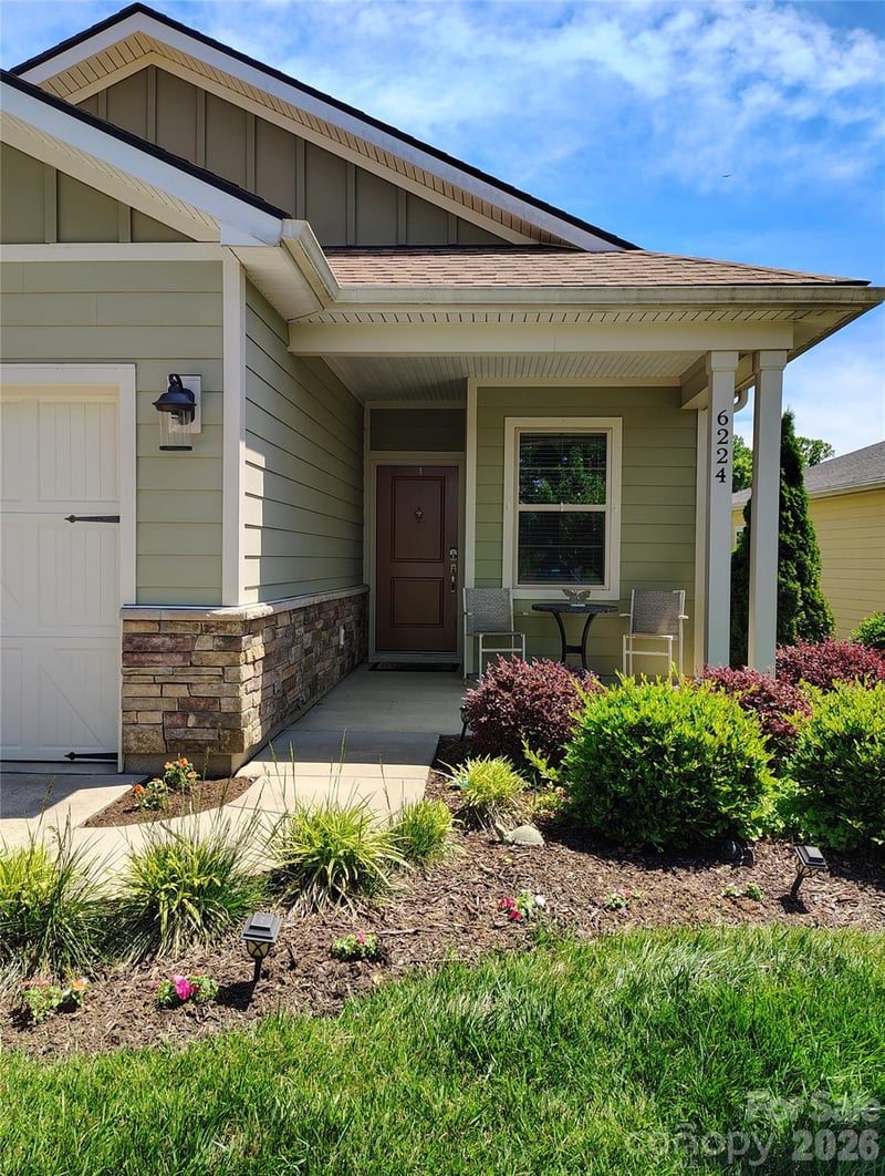 6224 Raven Rock Dr, Denver, NC 28037