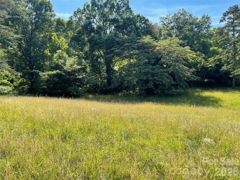 1308 White St, Lexington, NC 27292