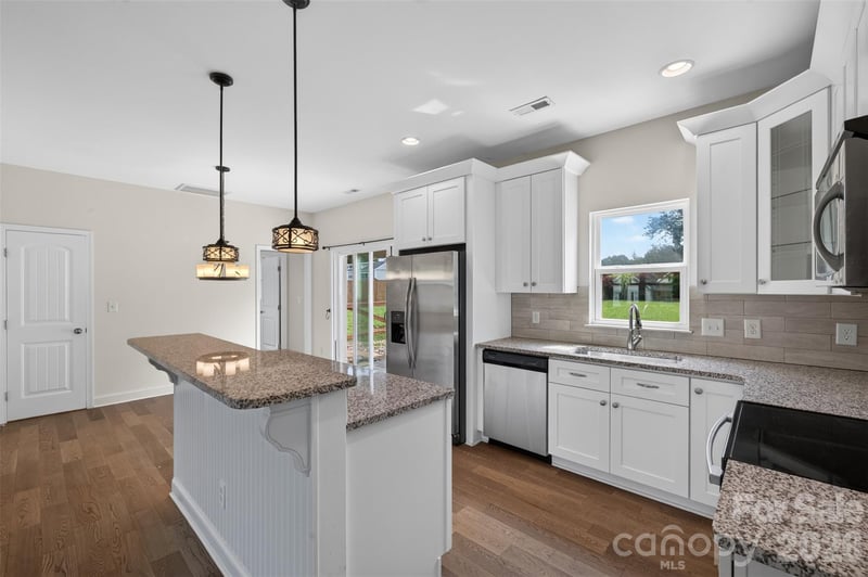990 Russell Ridge Dr, Catawba, NC 28609