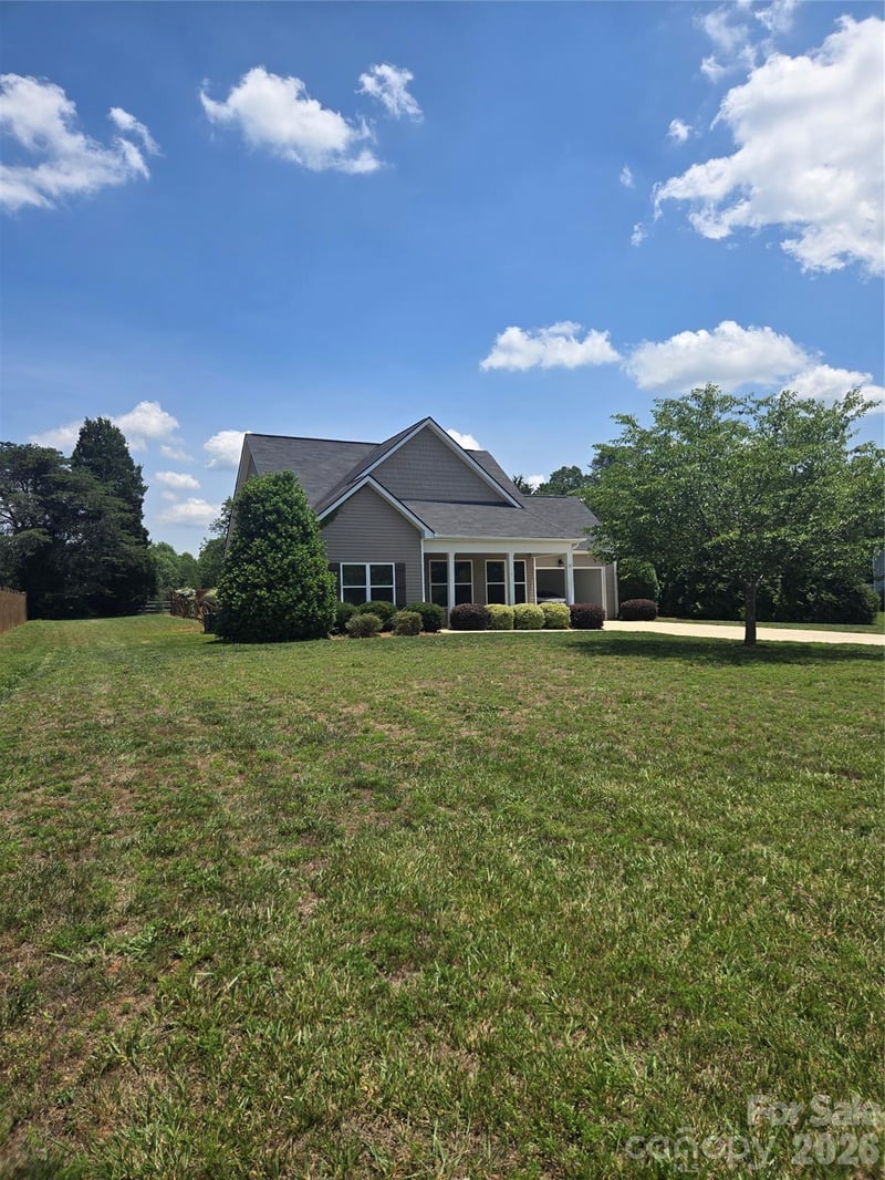 990 Russell Ridge Dr, Catawba, NC 28609