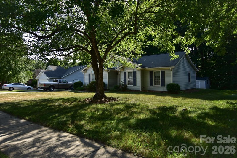 14030 Kedleston Rd, Huntersville, NC 28078