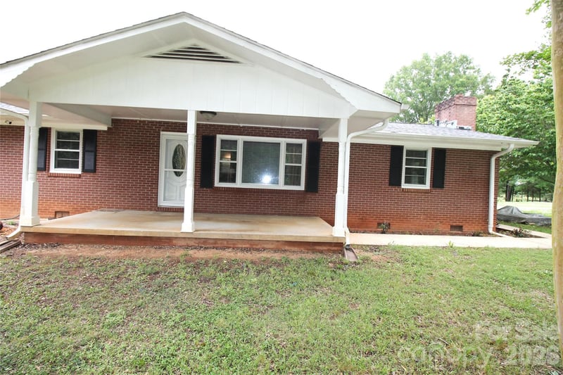 203 Ratchford Farm Rd, Gastonia, NC 28056